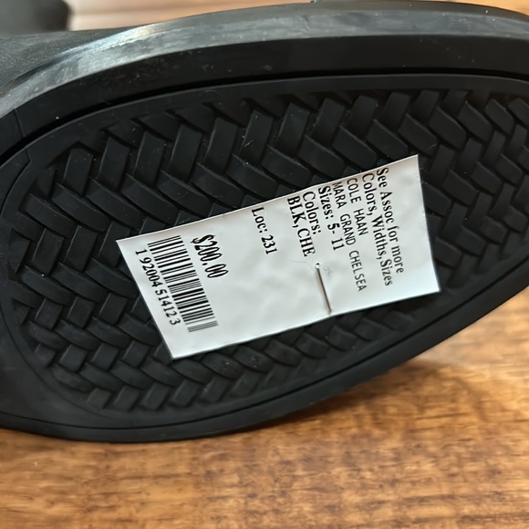 Cole Haan women’s waterproof black leather Mara grand Chelsea booties size 7 - Picture 6 of 13